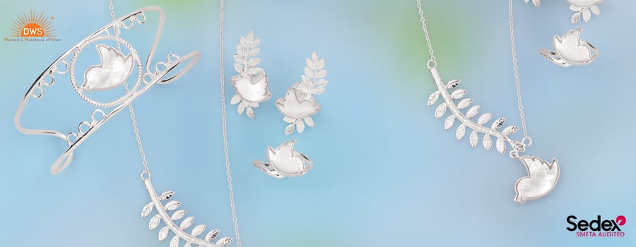Delightful Bird Motif Jewellery
